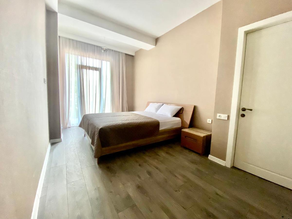 Aparthotel クタイシ エクステリア 写真