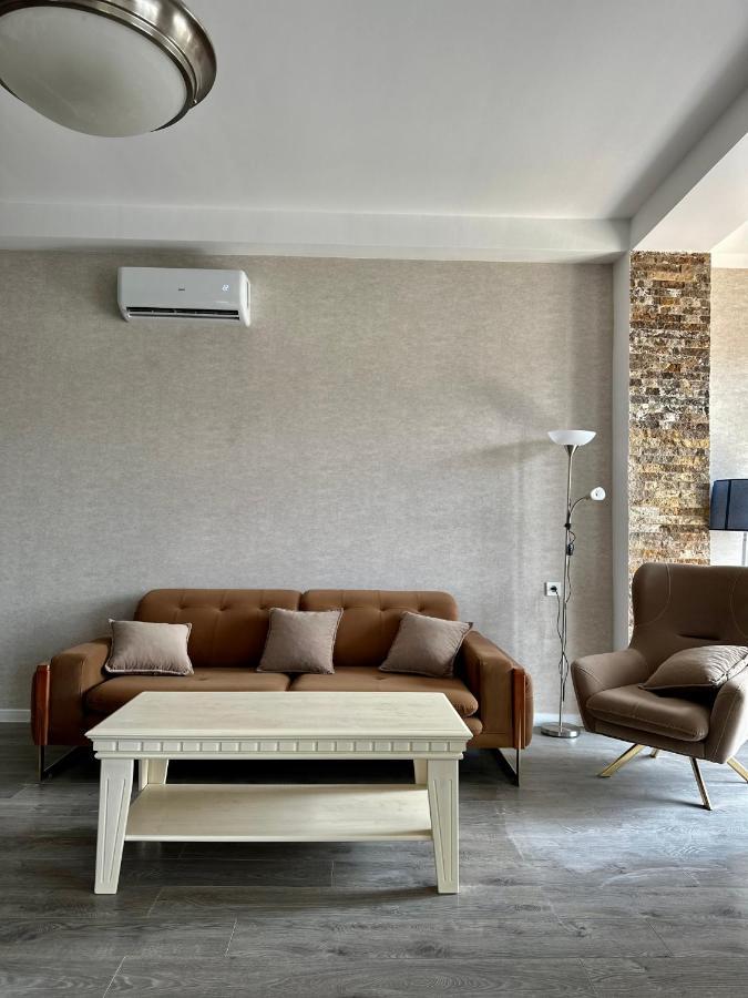 Aparthotel クタイシ エクステリア 写真