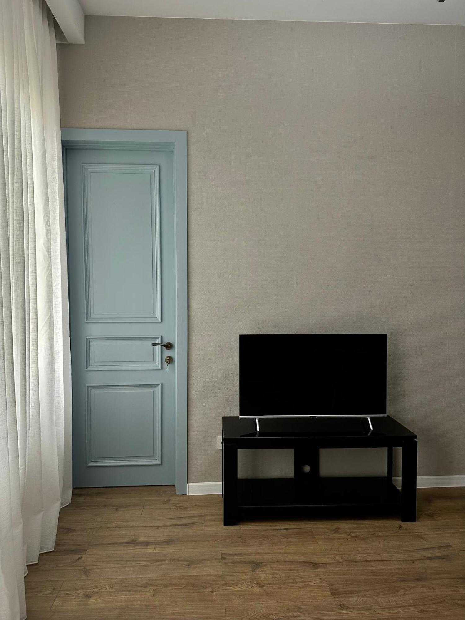 Aparthotel クタイシ エクステリア 写真
